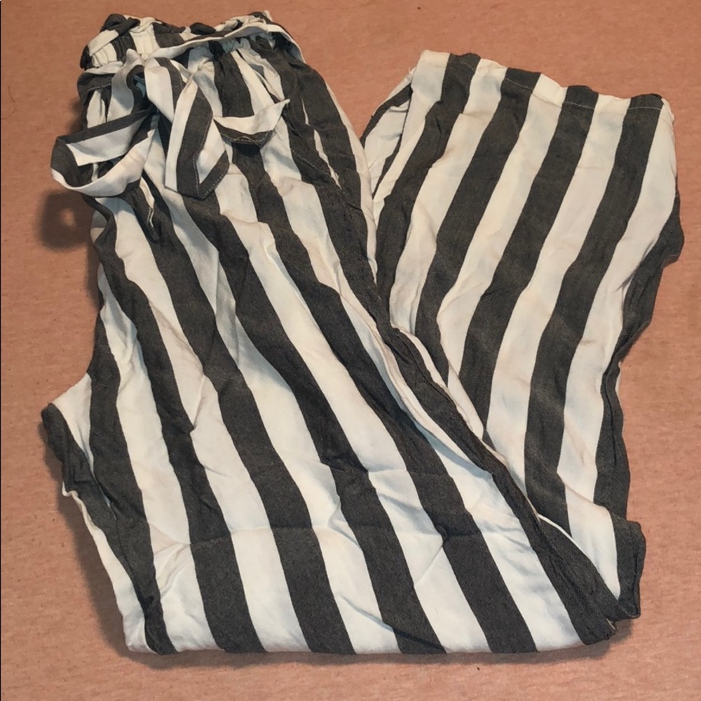 American eagle paperbag pants. Size S